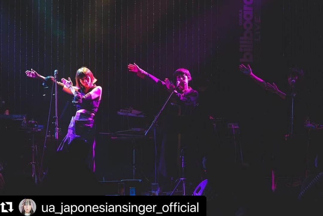 冨沢ノボルさんのインスタグラム写真 - (冨沢ノボルInstagram)「うたう❣️ @ua_japonesiansinger_official  @ua_anniversary_official  @billboardlive_osaka  @remitakenouchi  @i.am.not.noboru   ##Repost @ua_japonesiansinger_official with @use.repost ・・・ Billboard Live Osaka  秋のツアー、大阪から始まりました。 お客様との掛け合いがすこぶる愉快な夜。また早く大阪に帰りたいな。 さんくす🦖  Photos Hoshina Ogawa  @billboardlive_osaka @noboruok @remitakenouchi #ua#ウーア Repost @ua_japonesiansinger_official with @use.repost ・・・ Billboard Live Osaka  秋のツアー、大阪から始まりました。 お客様との掛け合いがすこぶる愉快な夜。また早く大阪に帰りたいな。 さんくす🦖  Photos Hoshina Ogawa  @billboardlive_osaka @noboruok @remitakenouchi #ua#ウーア」10月8日 18時34分 - noboruok