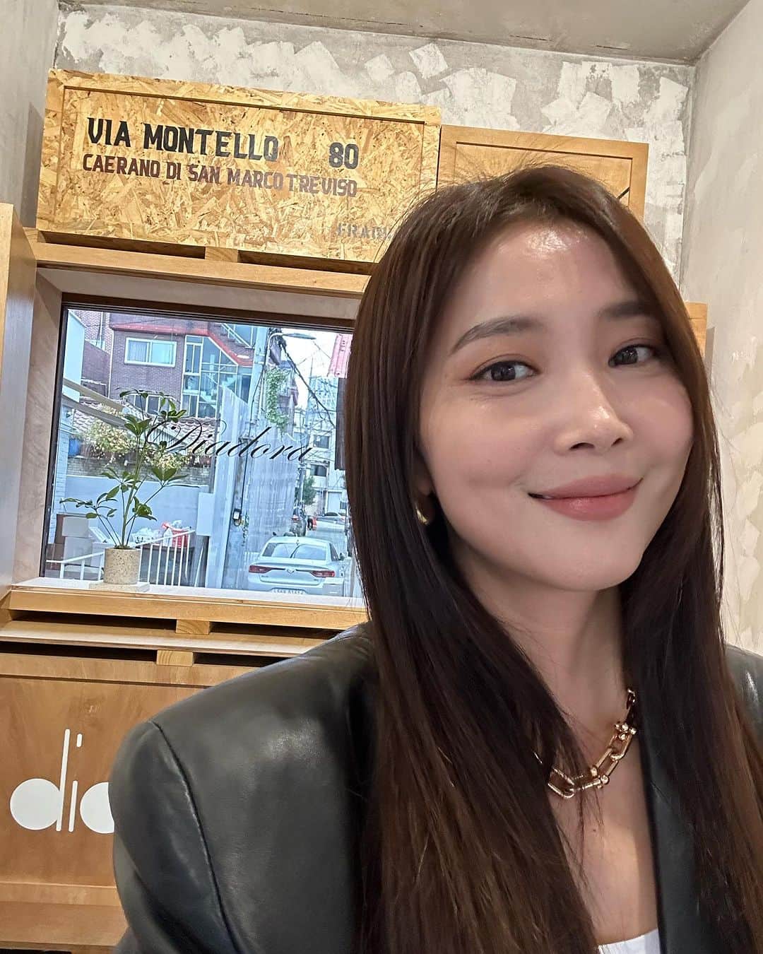 オ・ユナさんのインスタグラム写真 - (オ・ユナInstagram)「#디아도라팝업 💕너무 즐거웠어요~^^ 너무 멋진 디아도라~📷」10月8日 18時46分 - ya9579