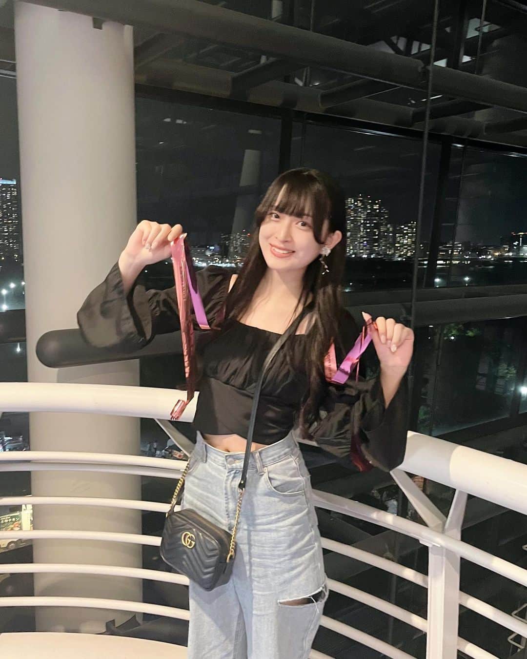 彩永あいりのインスタグラム：「. 私立恵比寿中学さんのワンマンライブ 「オケラディスコ2023」参戦してきました🪩  歌のパワーと力強さ全開でかっこよかったです🌟 オーケストラとバンドの皆さんの演奏も合わさって 迫力満点のパフォーマンスでした❕ 最高だったあ！！！！！」