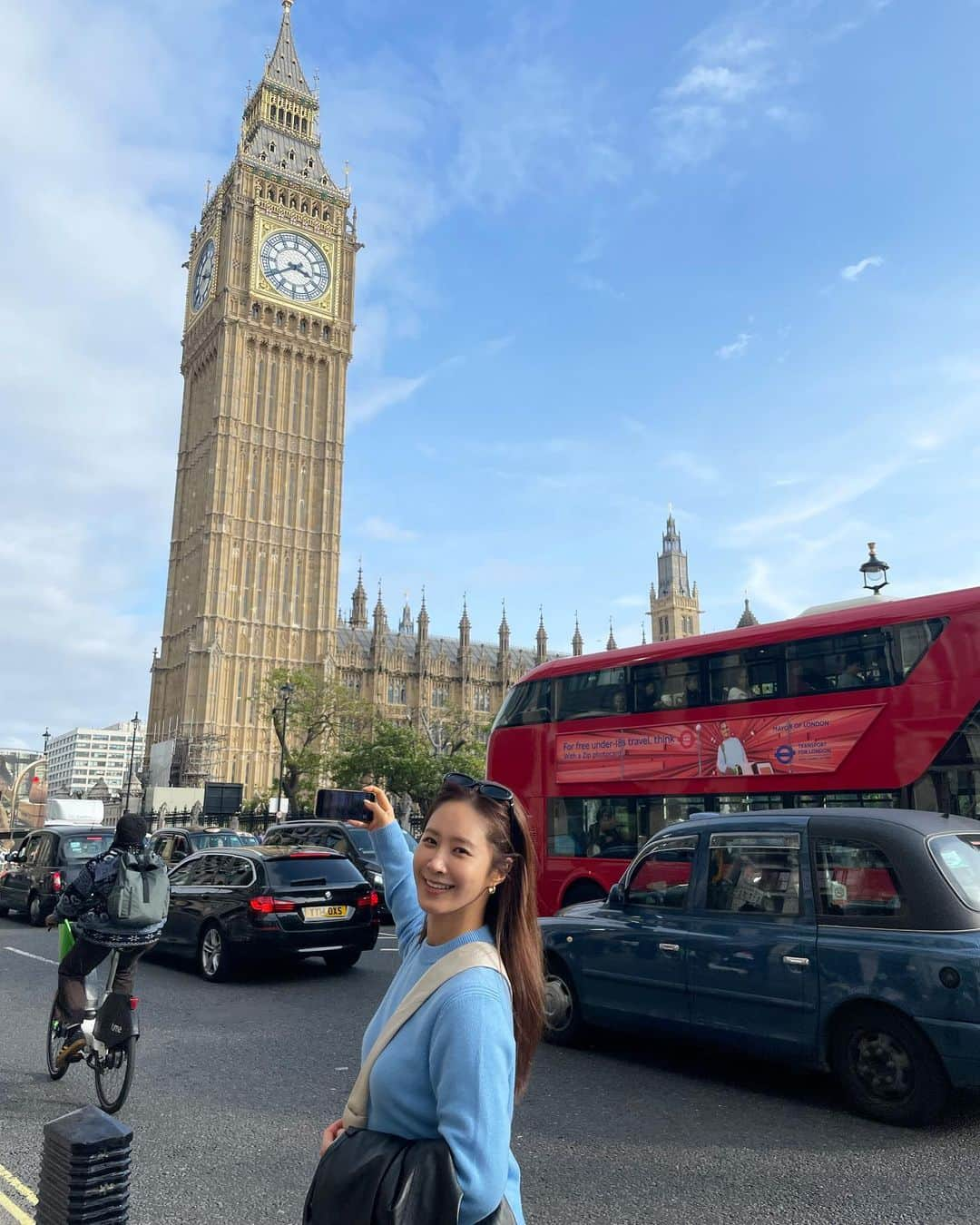 ユリ さんのインスタグラム写真 - (ユリ Instagram)「공유하고싶은게 너무 많아🤭💂‍♀️🇬🇧  #nationalgallery  #bigben #vangogh」10月8日 19時14分 - yulyulk