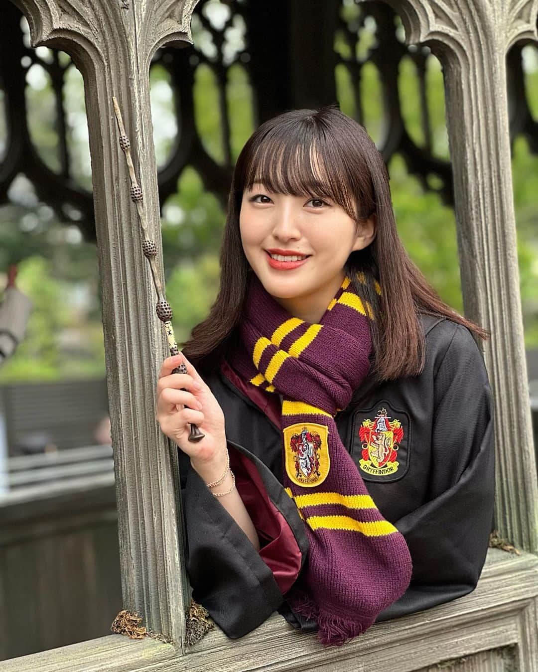 田島芽瑠さんのインスタグラム写真 - (田島芽瑠Instagram)「歴史上の偉大な魔法使いも、最初は僕たちと同じ学生だった。僕たちにもできるはず🧙‍♀️🪄」10月8日 19時26分 - meru_chan_official