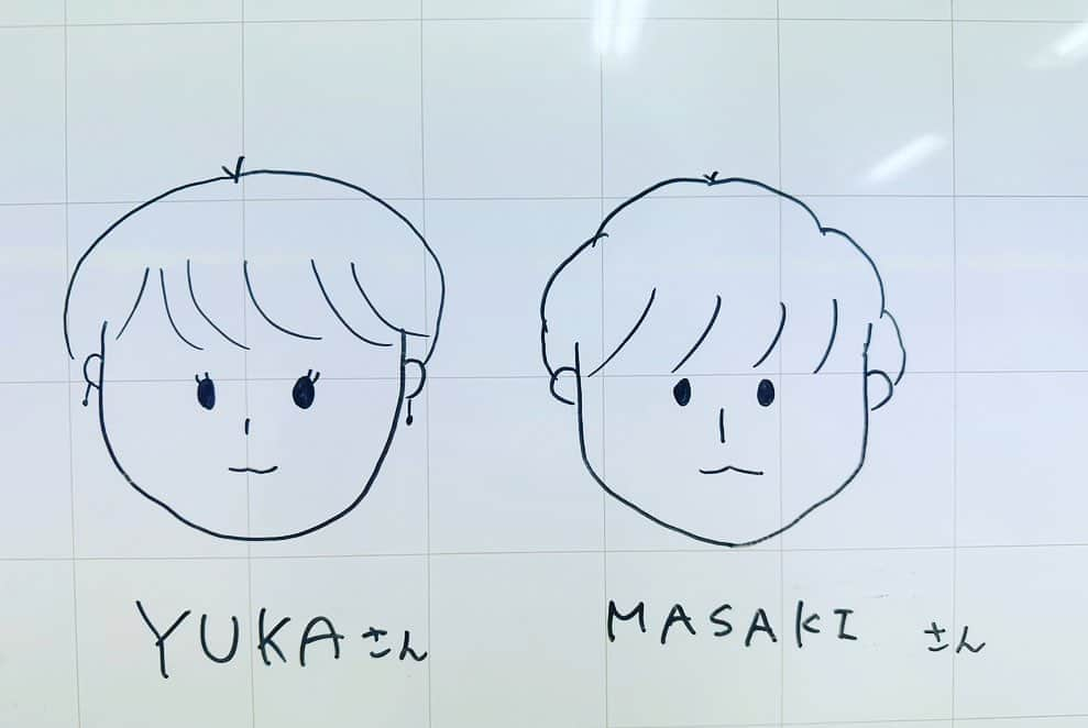 YUKA さんのインスタグラム写真 - (YUKA Instagram)「きょうは、獨協医科大学の文化祭でうたってきました！  獨医祭のチャリティーコンサートへご来場くださいました皆様、ありがとうございましたー！  本日ものすーごく、胸がきゅうっとなったー 学生さんたちがみんなとってもすてきな笑顔で わぁ、こんなふうに笑えるのって最高だなぁと 瞳がきれいでーー！  ほほほ こちらもパワーを頂いて帰ってまいりました！  今日のLIVEの収益の一部は小児がんの支援に役立ててくださるとのこと　  私たちも、小児がんのお子さんたち、そしてご家族をサポートしたいという思いを持って活動しているので、そのことがとても嬉しいです。呼んで頂き感謝です！  📷本日のハイライト📸  お弁当を食べながら、真剣に ヒグマを叱る男の動画を見ているムームーン  楽屋にはそんな二人の似顔絵を描いた ウェルカムボードを用意してくれていて  ポイントはつむじの2本ですね  真藤さんはきょうもすばらしかったーーーっ🎹✨！  みんなとまたどこかで会えたらうれしいなー😌  きょうは本当に、ありがとうございましたー！  まだまだmoumoonのLIVEはつづくー 次は、14日の、神戸のバンドー神戸青少年科学館のプラネタリウムLIVEです❗️  #獨協医科大学　#獨医祭　#moumoon」10月8日 19時47分 - yukamoumoon