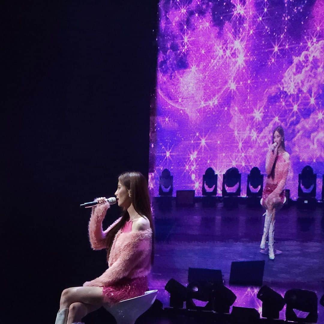 ソヒョンさんのインスタグラム写真 - (ソヒョンInstagram)「소중한 순간 또 한번 핑크빛으로 만들어줘서 고마워 사랑해💖 #SHeisSHhh」10月8日 19時59分 - seojuhyun_s