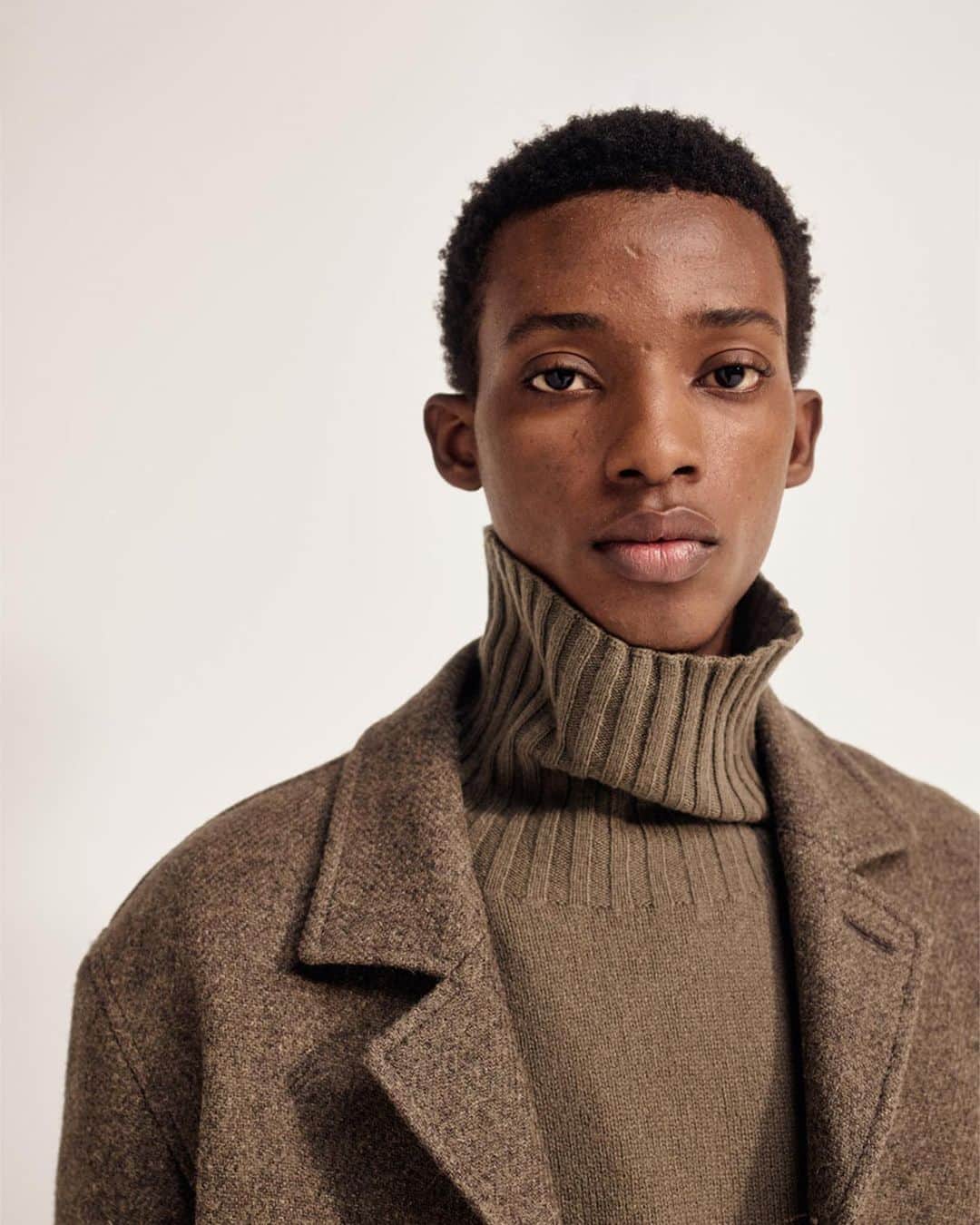 のインスタグラム：「Merino Cashmere   #MargaretHowell」