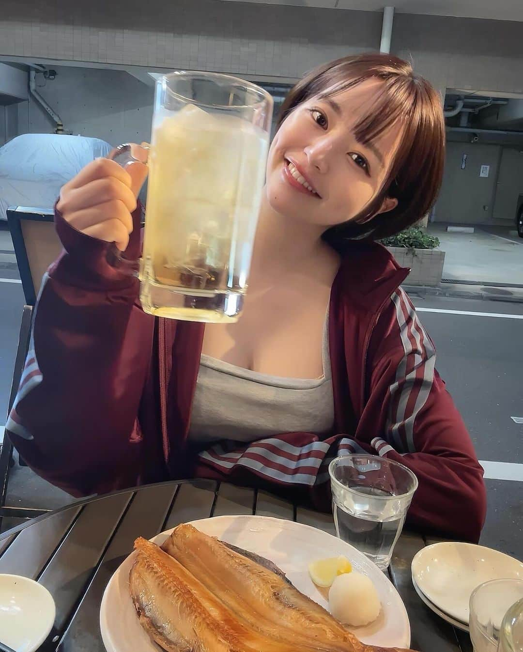 小森ほたるさんのインスタグラム写真 - (小森ほたるInstagram)「メガジョッキハイボールとホッケ🍻🐟💞」10月8日 20時10分 - hotaru_komori