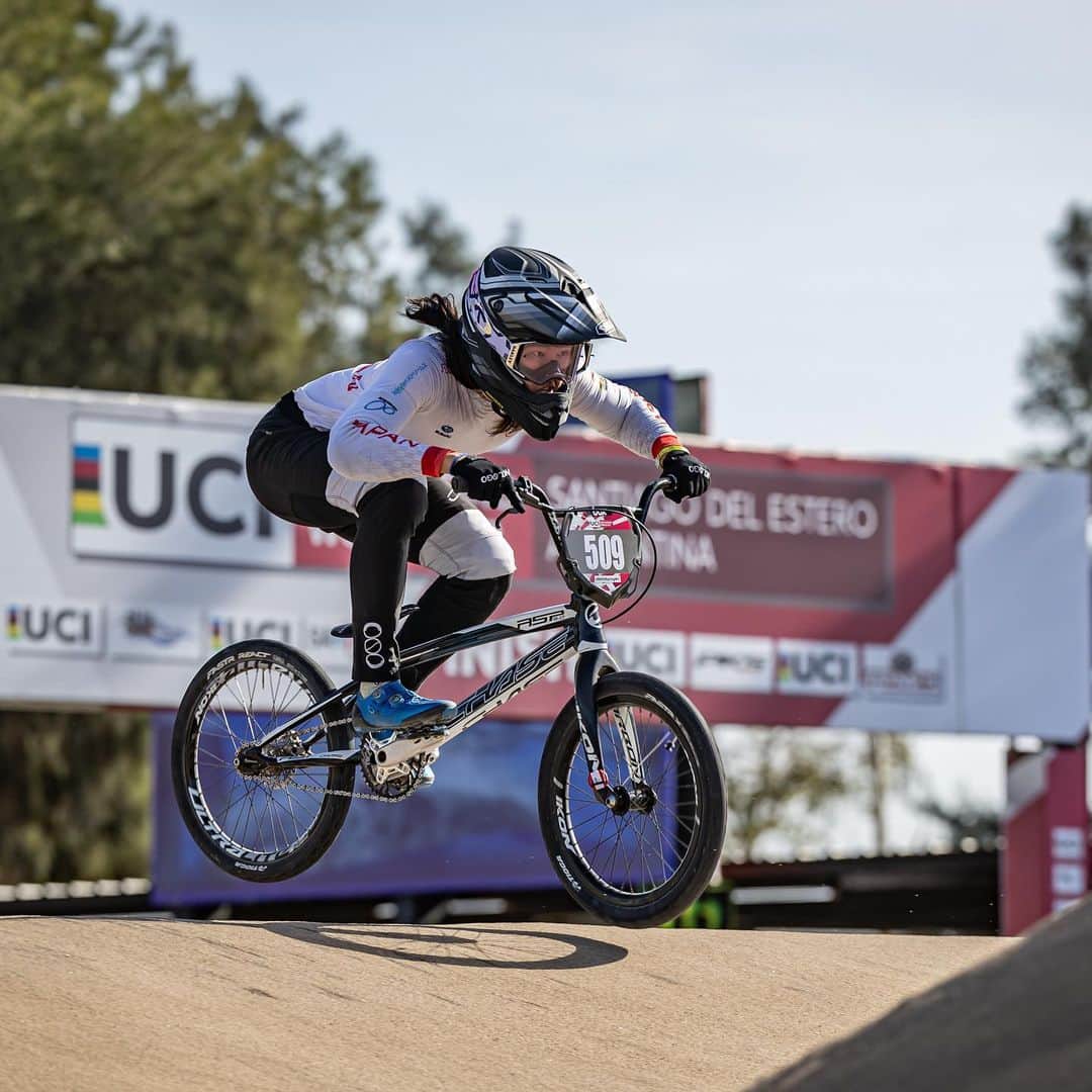 増田優一のインスタグラム：「P7 at @ucibmxsx R7! Happy to be in the main again, another opportunity today🚀 ワールドカップ第7戦、決勝７位で終えました。今日は第8戦です👊 Pc @navadanet #509」