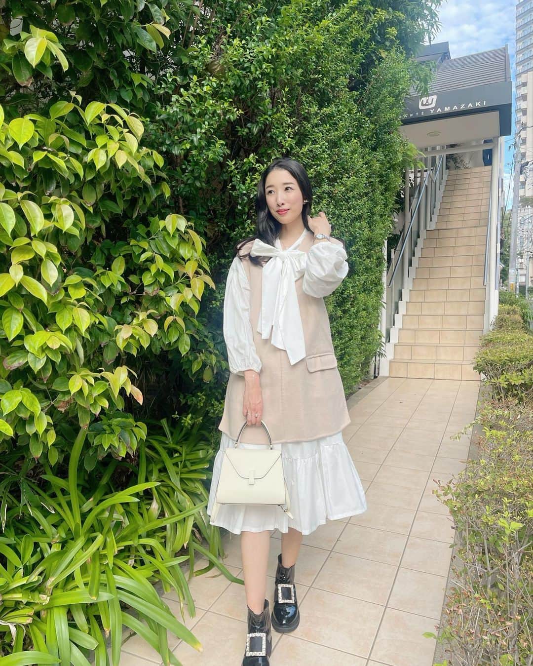 越馬千春のグルメインスタ