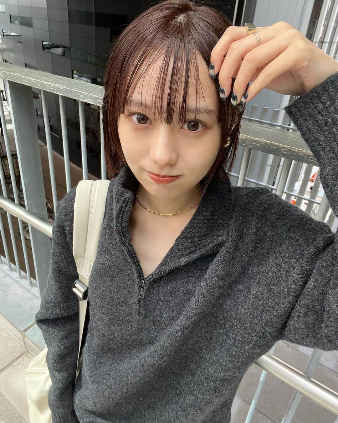 中村侑里さんのインスタグラム写真 - (中村侑里Instagram)「knitが着れる季節になってきて嬉しい〜🦦」10月8日 20時33分 - moo___pii