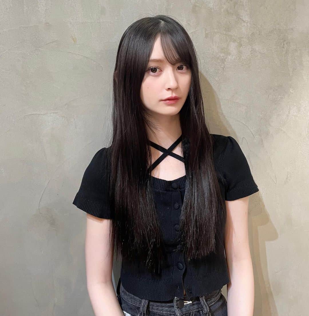 ことねさんのインスタグラム写真 - (ことねInstagram)「new hair @mikana.yamamoto   カットは重めのラインをのこして顔まわりにデザインを、 トリートメントでしっかり保湿を♡」10月8日 20時47分 - kotone_kuno