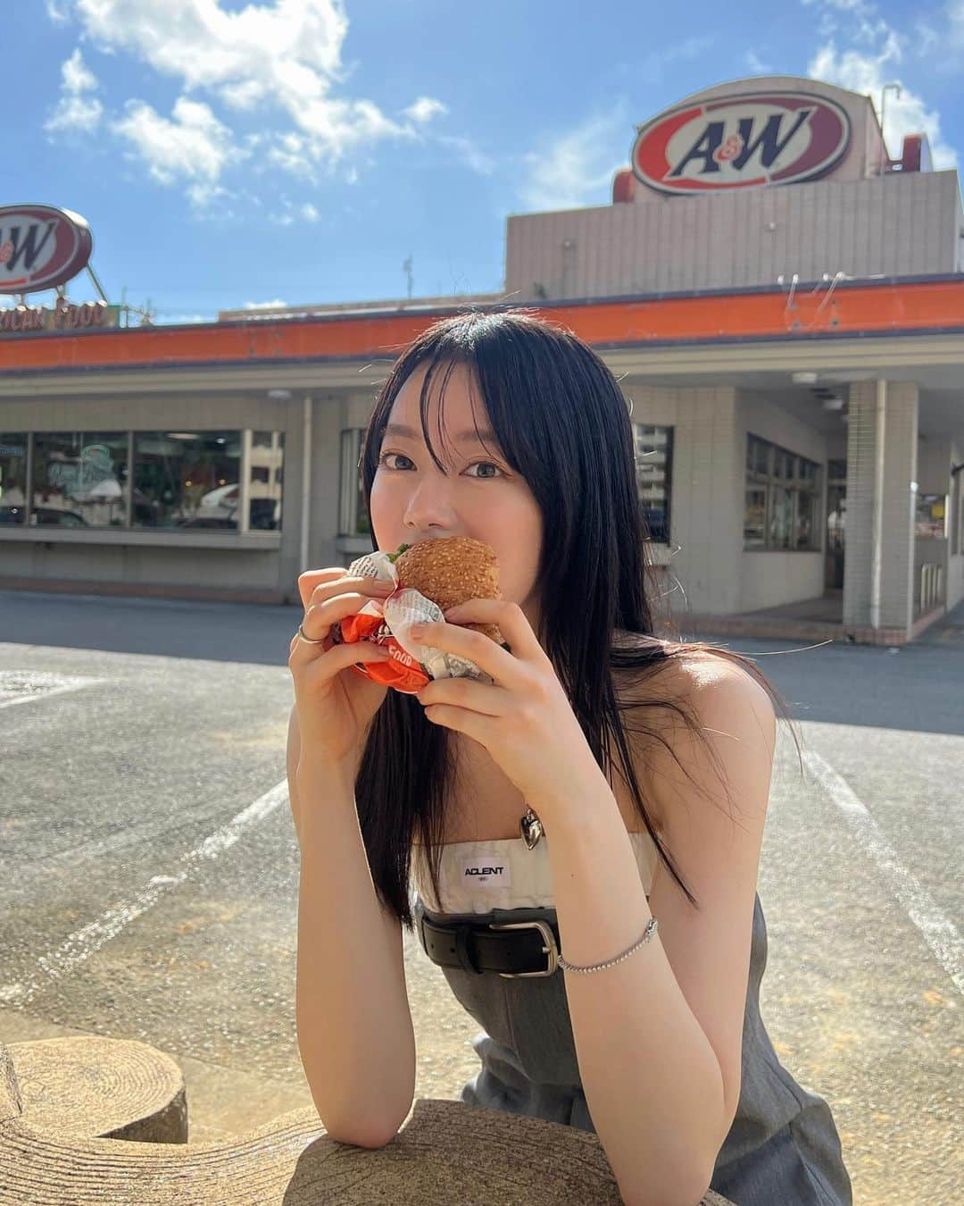 Nagomi（なごみ）さんのインスタグラム写真 - (Nagomi（なごみ）Instagram)「沖縄で食べすぎた幸せ🍔🧡」10月8日 20時56分 - __nagomi32__