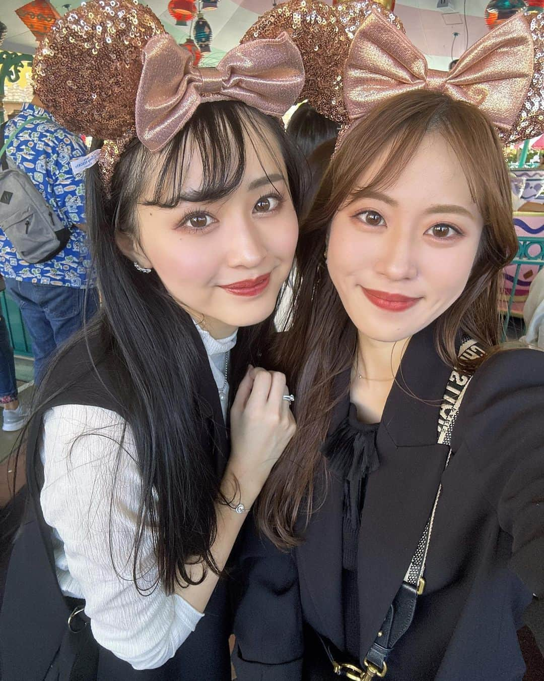 待鳥志織のインスタグラム：「ディズニー楽しかった🐭💓🏰 たくさんこの日は乗り物乗った~！ #disney#ディズニーランド」