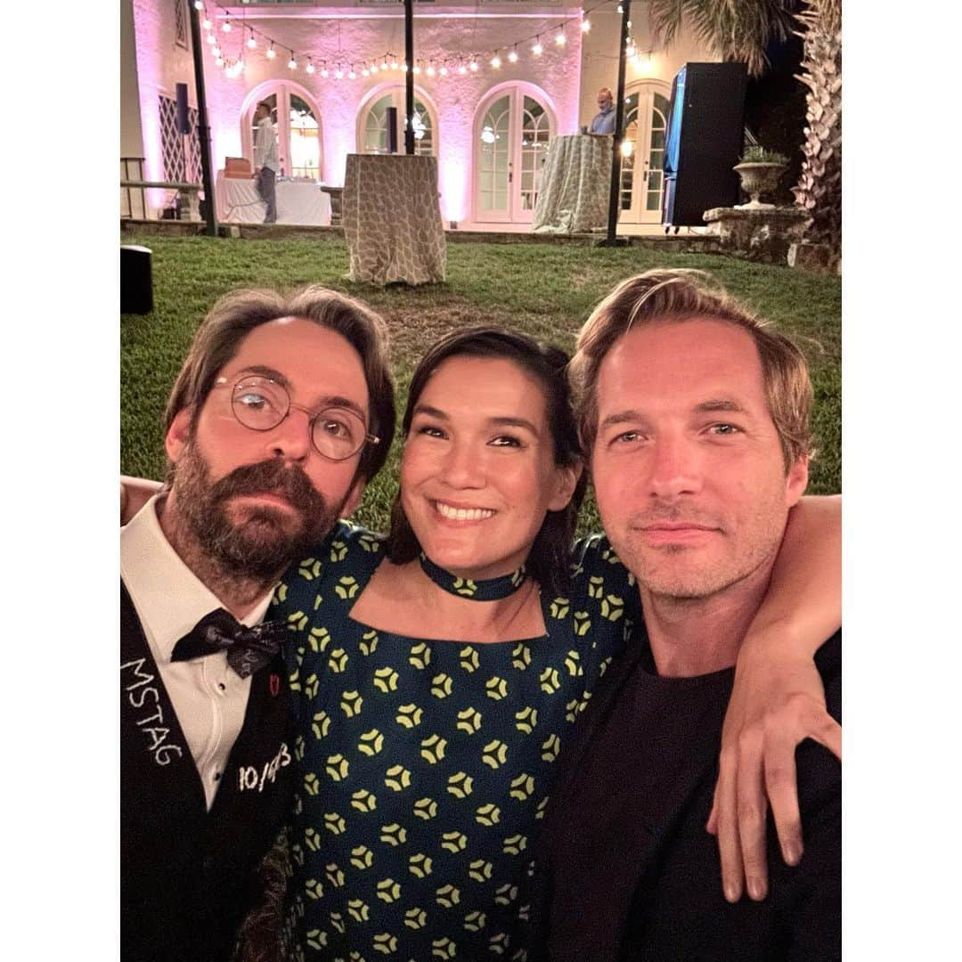 ライアン・ハンセンさんのインスタグラム写真 - (ライアン・ハンセンInstagram)「Perfect weekend celebrating @martinstarr and @galexy!!! Yes we did Party Down and yes we are having fun yet.  Thank you @fairmontatx for making us never want to leave.  🤠」10月9日 7時49分 - hiryanhansen