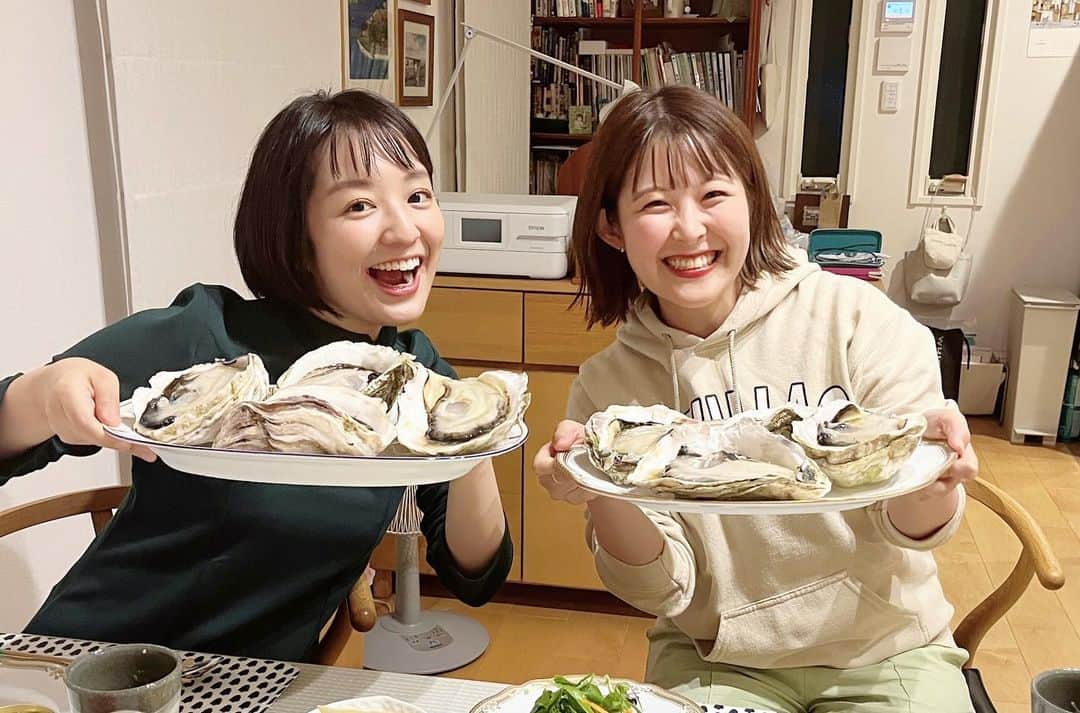 諸國沙代子のインスタグラム：「. #藤林温子 アナが遊びに来てくれました！ あっちゃん、ありがとー！ @atsuko_fujibayashi  . ラグビーW杯、結果は悔しいけど 皆で応援するの楽しかったー🏉 興奮するし感動するしかっこよすぎた！ お疲れ様でした！ #前髪警察」