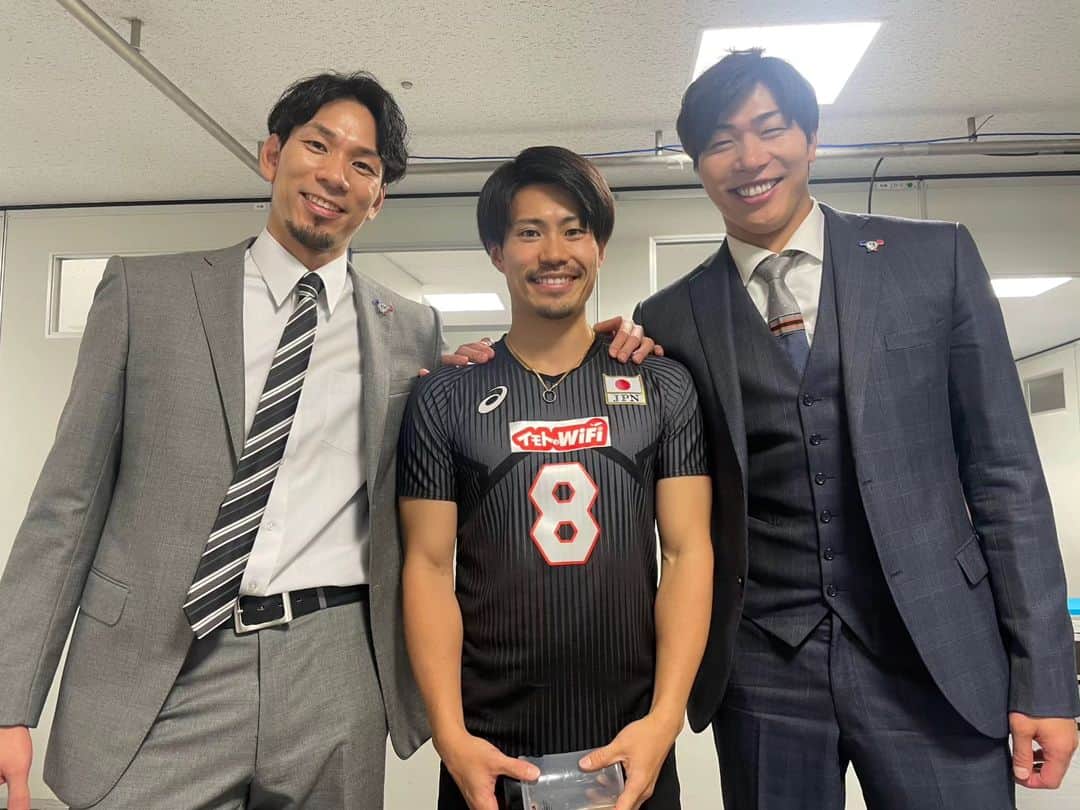 清水邦広さんのインスタグラム写真 - (清水邦広Instagram)「感動をありがとう！！ 史上最強で最高の日本代表です。」10月8日 23時17分 - gorikuni0811