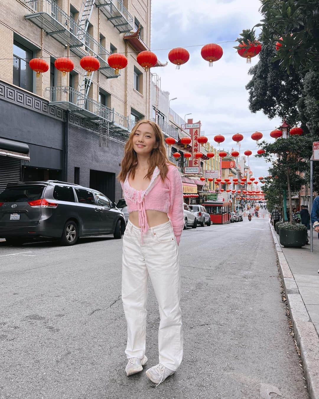 Jenn Imのインスタグラム：「Just a few happy spirits at @portolafestival! Legend says she's still holding the palm tree totem in the warehouse today. 👻」