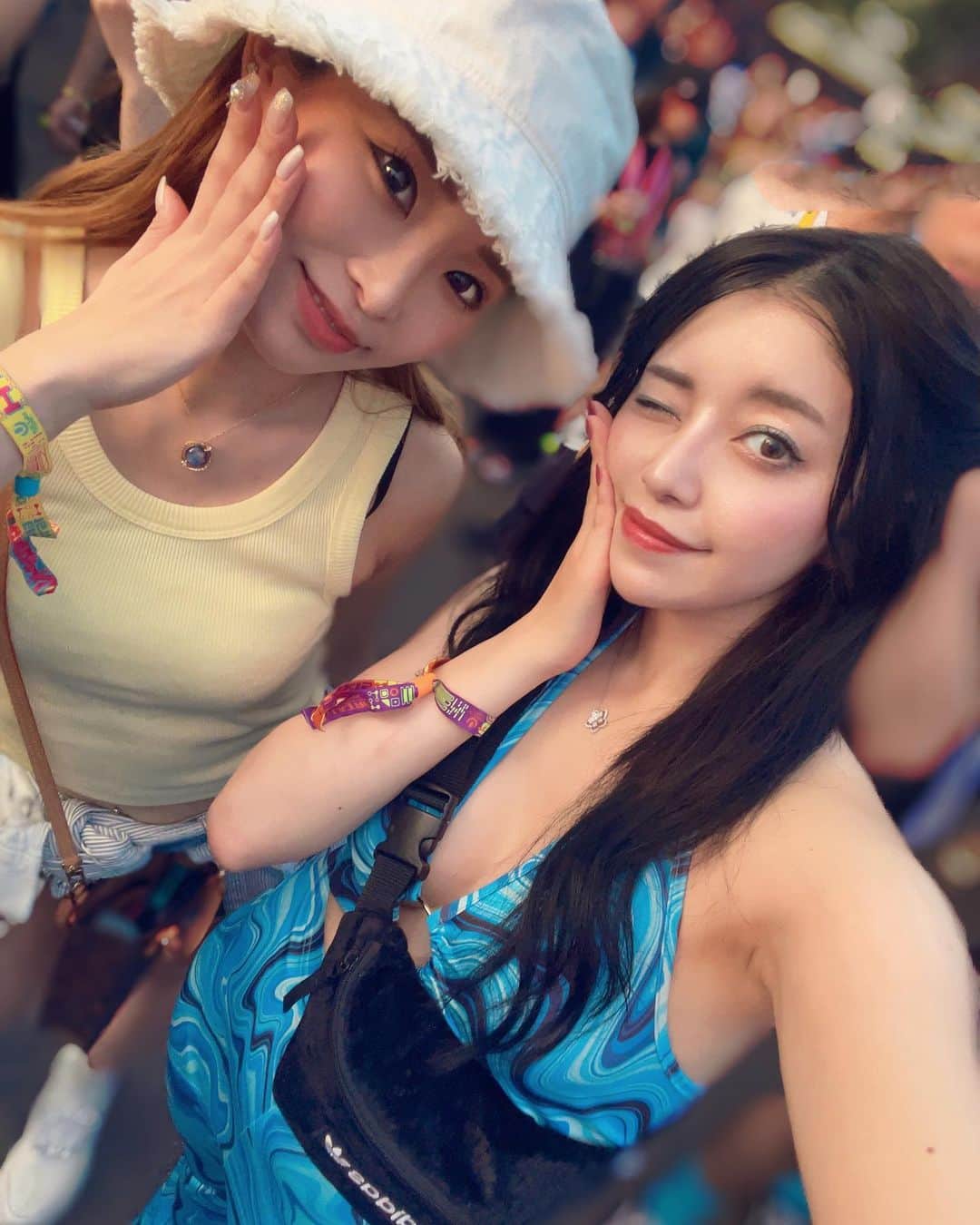 相川かや乃のインスタグラム：「☆ 💛🧡ULTRA JAPAN2023🧡💛 2枚目の僕ちゃん達めっちゃ真顔🤣🫰笑 #Japan#東京#Tokyo#最高#音遊び#世界線 #ultrajapan2023#ultraJapan#バグ#happy #fashion#お洒落な人と繋がりたい#trip #大好きな人達と僕の世界#happylife#相川かや乃」