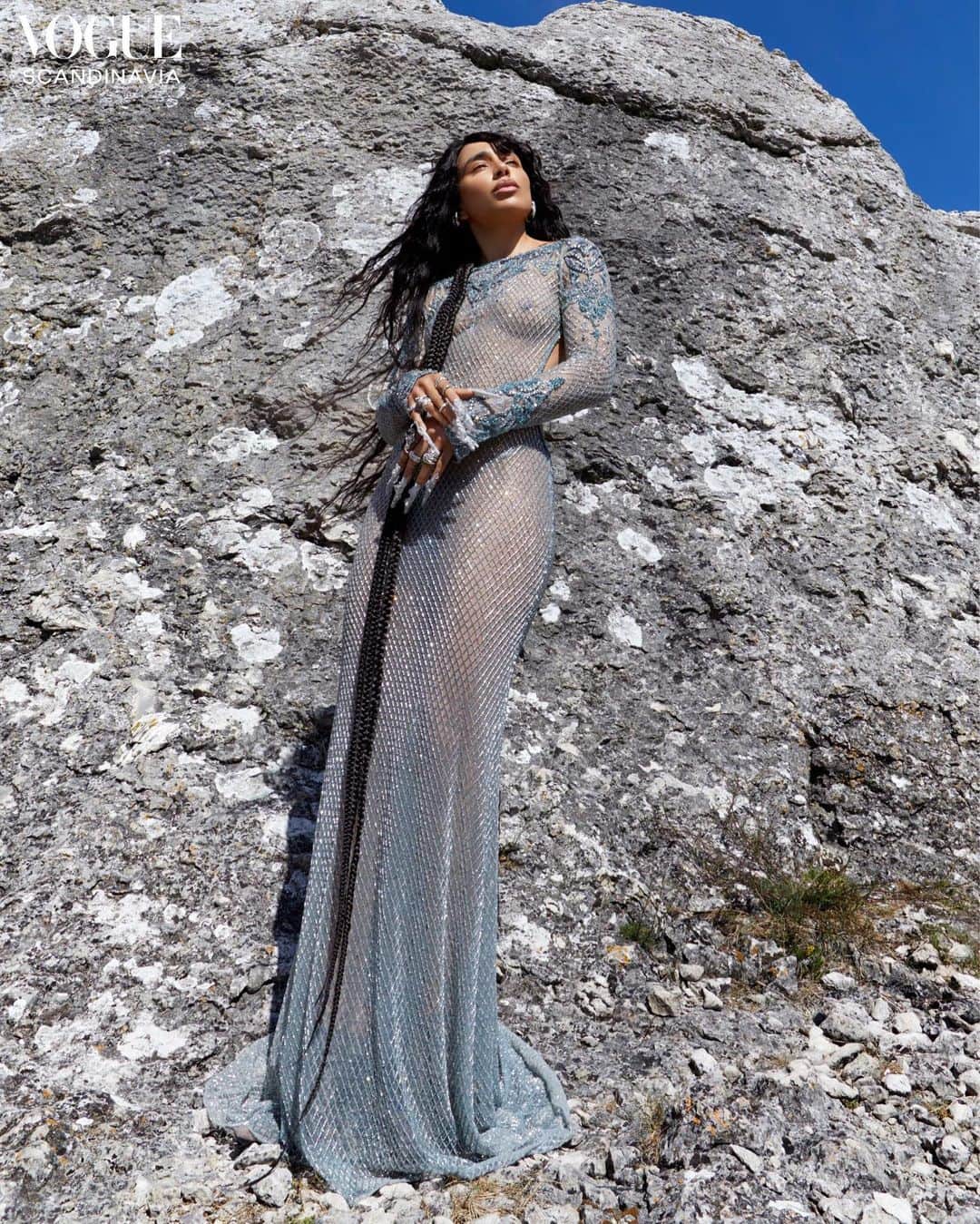 ロリーンのインスタグラム：「The coast of #Gotland 🗻」