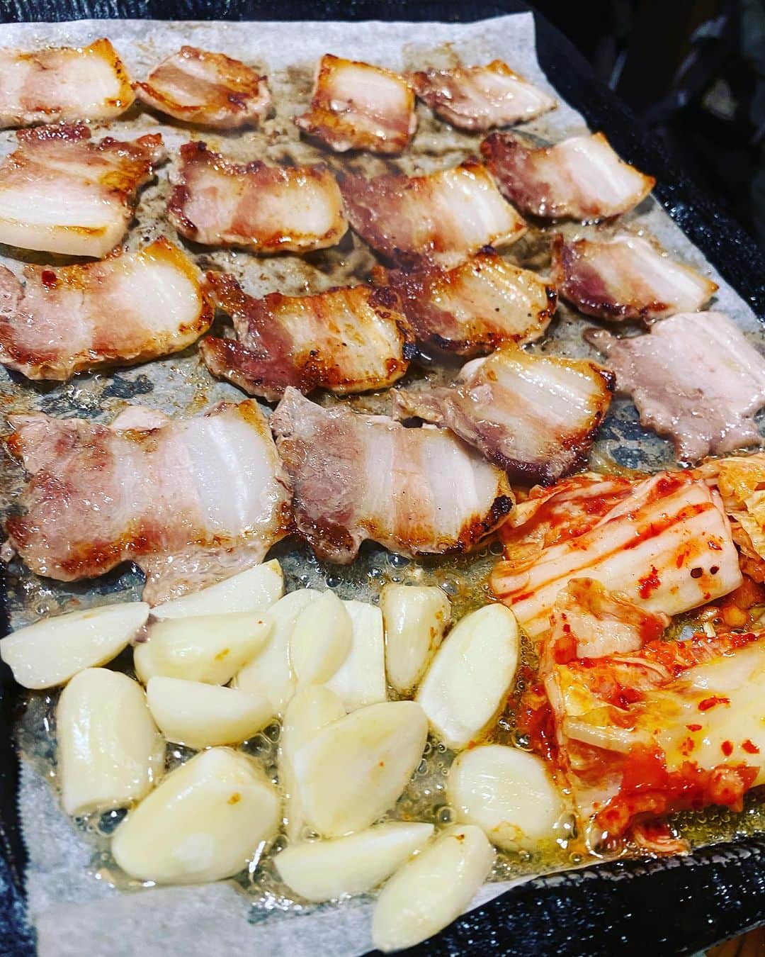 のインスタグラム：「サムギョプサル、旨し！！ これを食べにこの街まで行くくらい美味し！！」