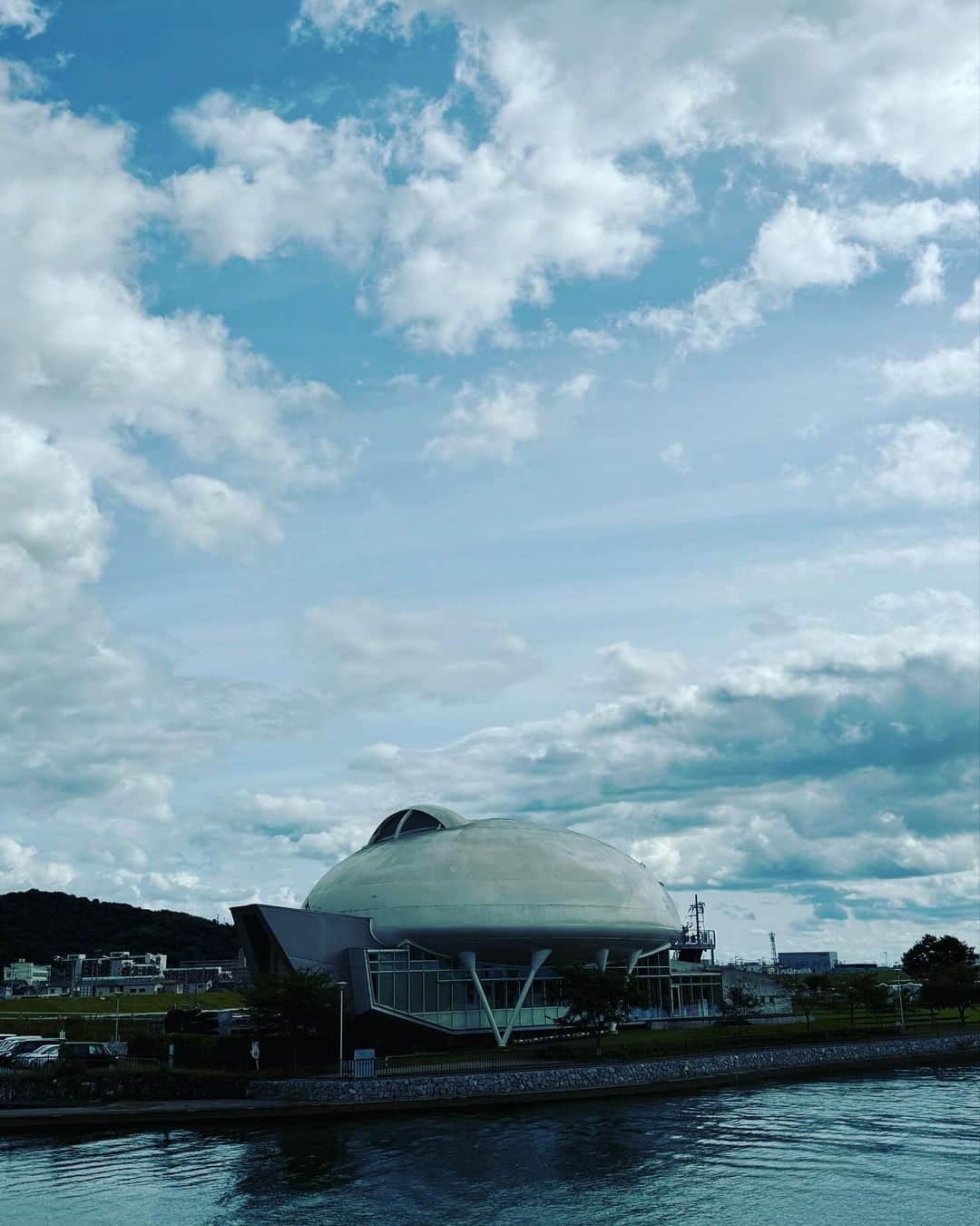 関智一さんのインスタグラム写真 - (関智一Instagram)「石巻の、まちんなか文化祭というイベントに御招き頂きました〜 天気にも恵まれ、楽しいひと時を過ごせました！ 参加してくださった皆様、共演の皆様、本当に有難うございました！  写真は石ノ森萬画館、企画展パンダコパンダ展、いつも良くしてくださる木村さん、帰りに立ち寄った安達太良のセブン！  また石巻に早く行きたいなー  #宮城県 #石巻 #石ノ森萬画館 #シージェッター海斗」10月9日 1時05分 - sekitomokazu