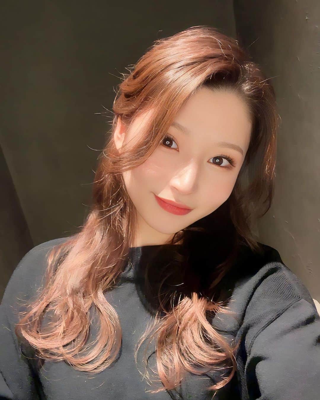 足立はなのインスタグラム：「やっほーい！はなです🌸 載せる自撮りがありません！ ちゃんと撮ります🥹🥹😝」