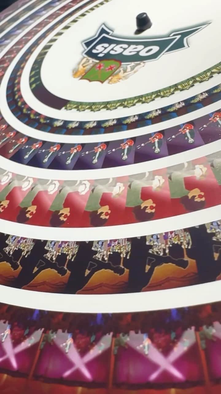 のインスタグラム：「THE MASTERPLAN Limited edition zoetrope vinyl by @bloodrecs, available to pre-order now. Link in stories.」