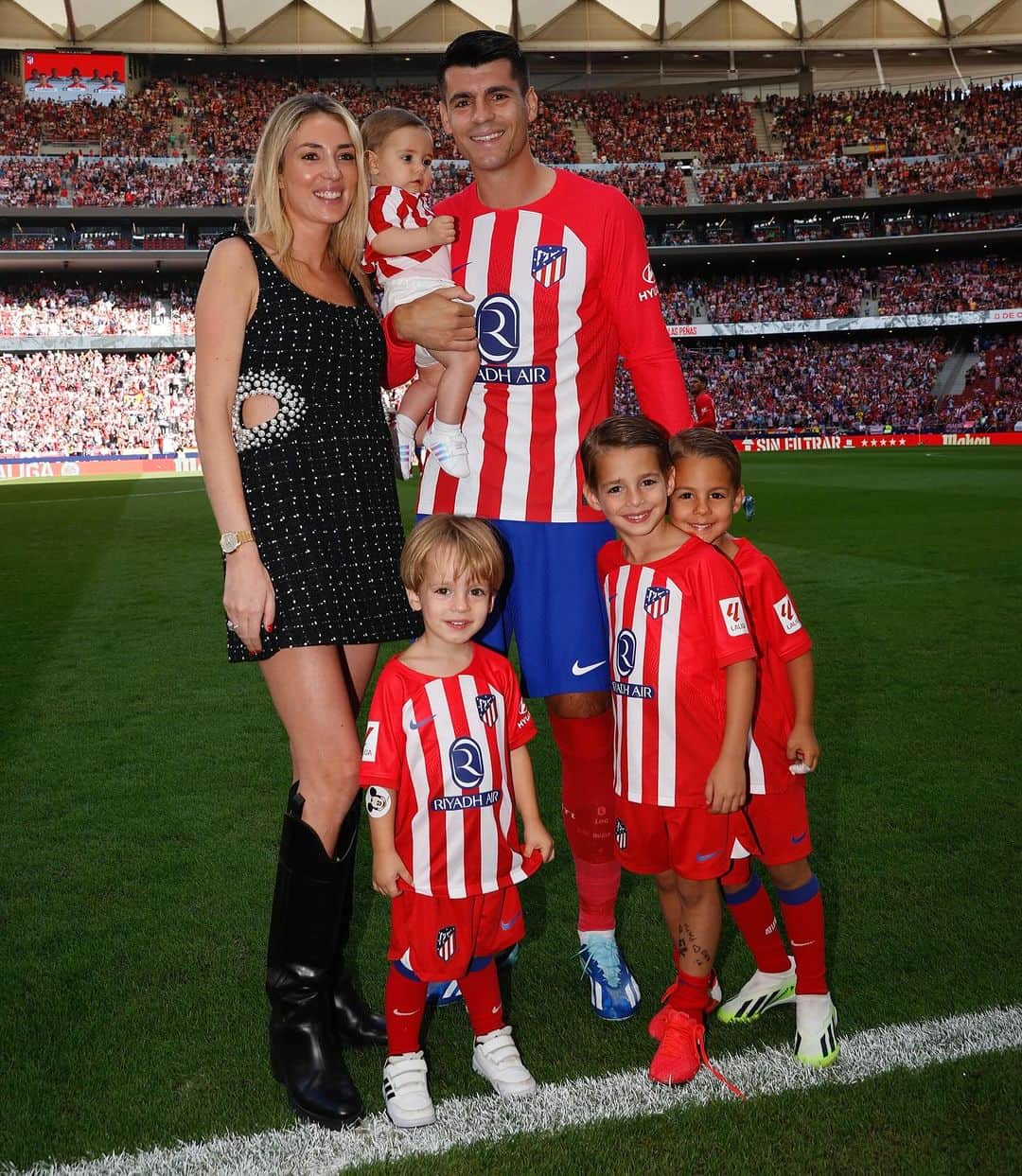 アルバロ・モラタさんのインスタグラム写真 (アルバロ・モラタInstagram)「Vaaaamossss!!!! ️🙏 Con mis