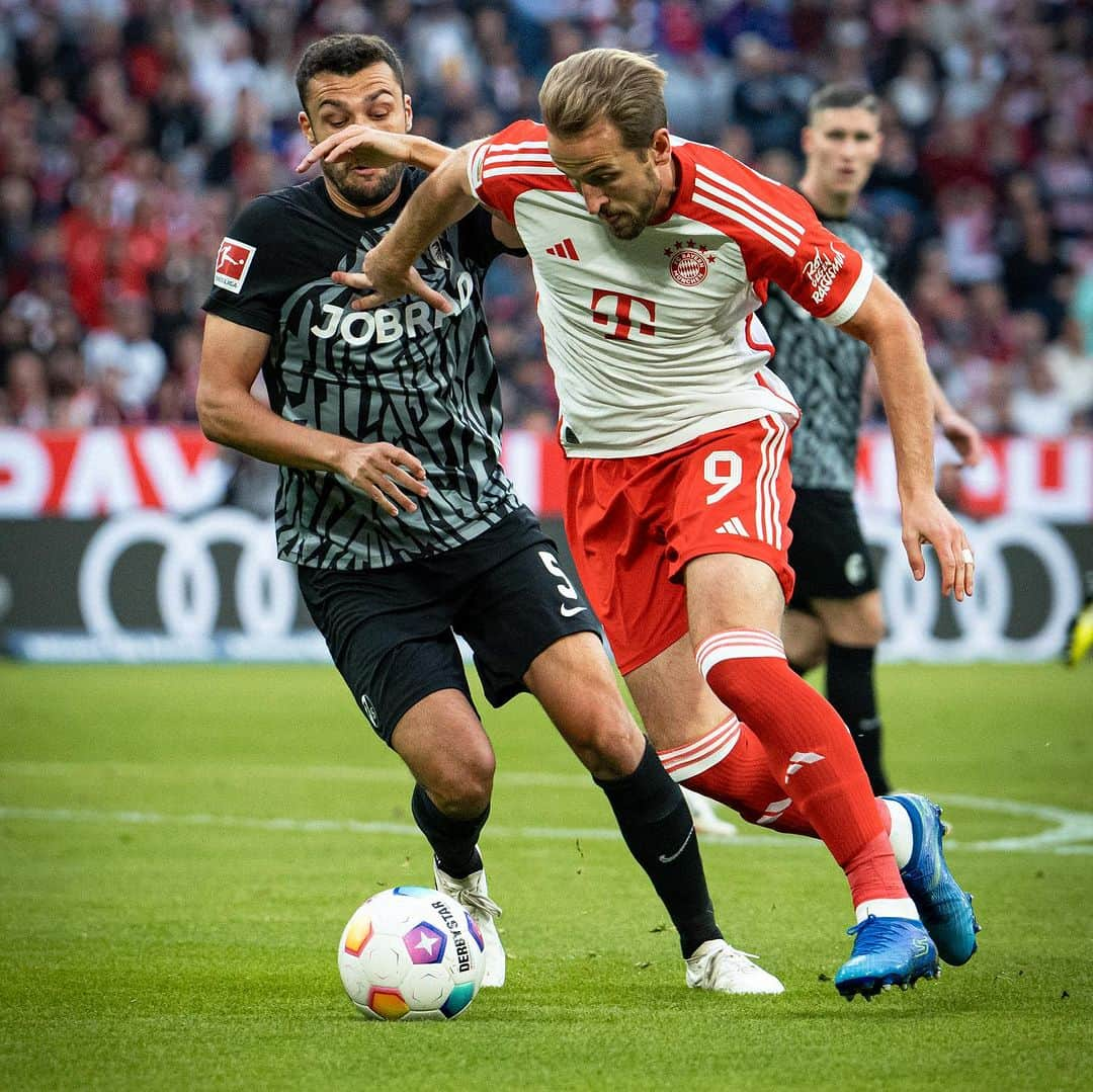 ハリー・ケインのインスタグラム：「Great team performance. Signing off for the international break with a good home win 🙌 #MiaSanMia」