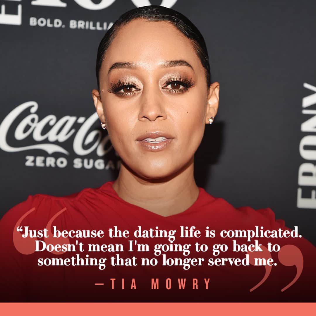 People Magazineさんのインスタグラム写真 - (People MagazineInstagram)「Tia Mowry is speaking candidly about the challenges of dating. The Sister, Sister star shut down speculation about her love life in a post shared on Instagram Saturday.  “A word from ME since narratives are being made without my consent. Hear it here and ONLY here,” Mowry wrote alongside a photo of herself.  She continued, “Just because the dating life is complicated. Doesn't mean I'm going to go back to something that no longer served me."   “I ain't that weak," added Mowry.  Tap our bio link to read more. | 📷: Getty」10月9日 5時31分 - people