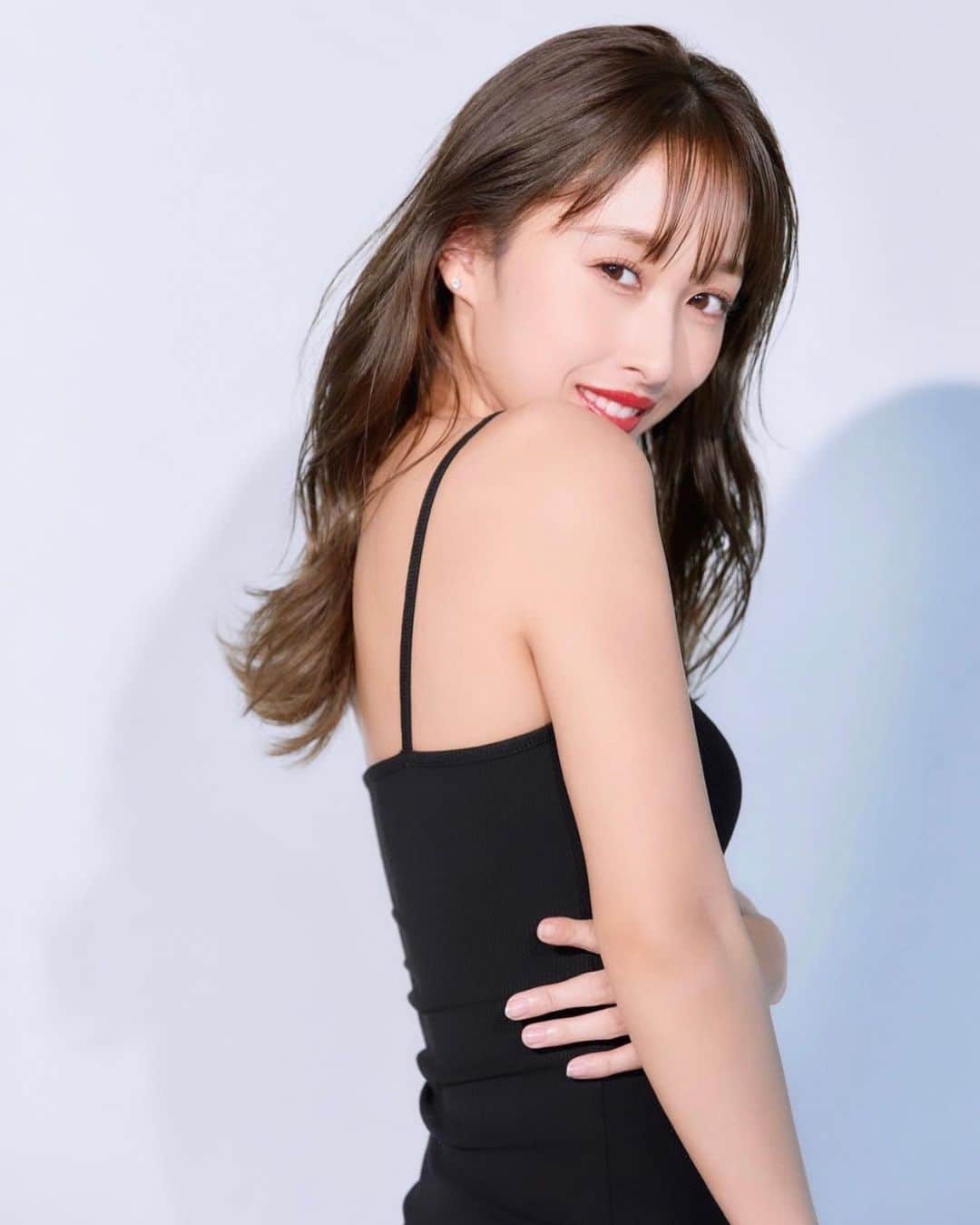 のインスタグラム：「🖤💋」