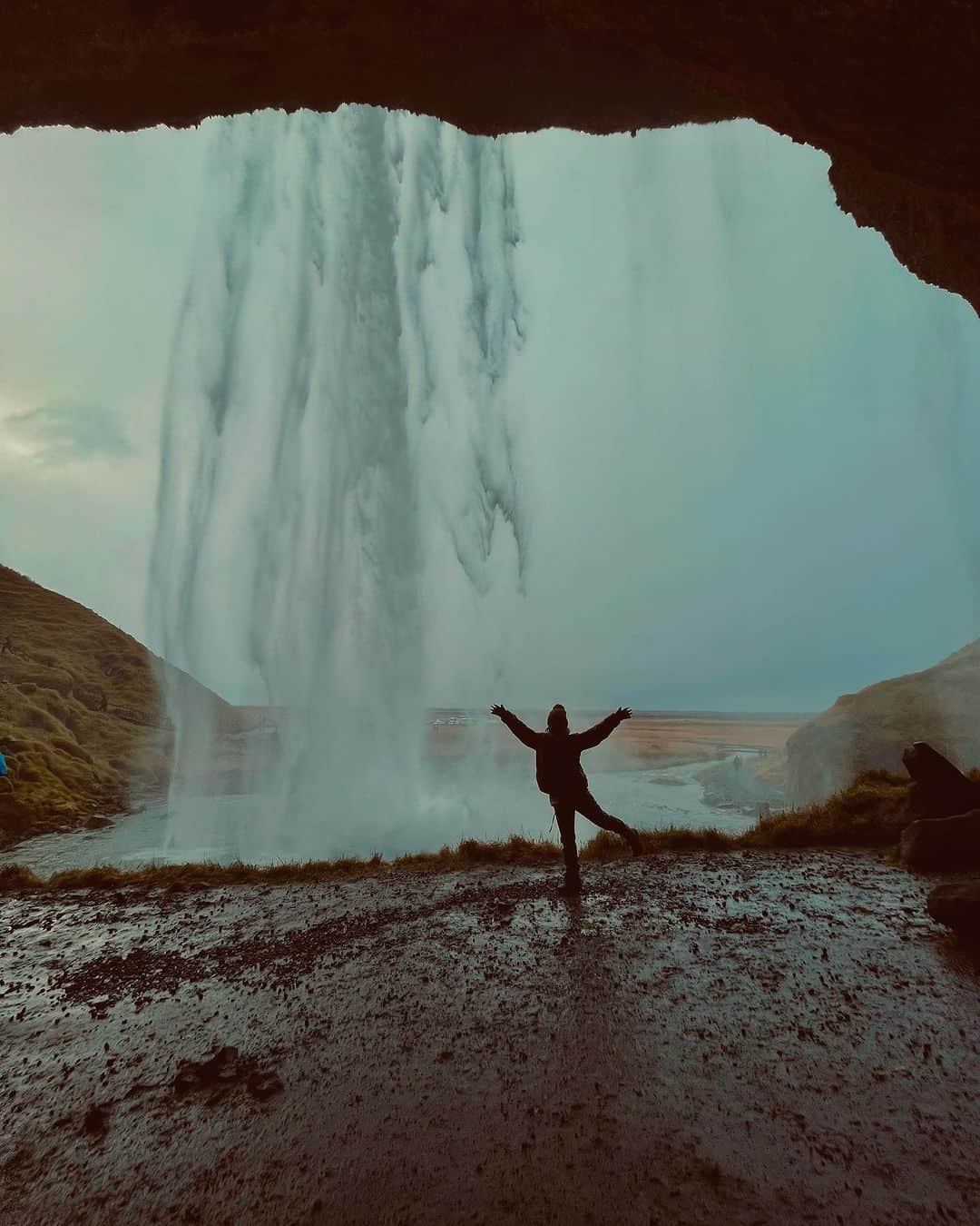 Mayela Vazquezさんのインスタグラム写真 - (Mayela VazquezInstagram)「South of Iceland 😍🌗☄️🌊 #iceland #icelandroadtrip #icelandtrip #icelandtravel」10月9日 16時23分 - mayelavazquezbeauty