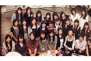 上西恵さんのインスタグラム写真 - (上西恵Instagram)「10月9日！デビューから13年経ちました☺️ これからもよろしくお願いします☺️ ⠀  NMB48！誕生日おめでとう🎂♡」10月9日 16時38分 - jonishi_kei