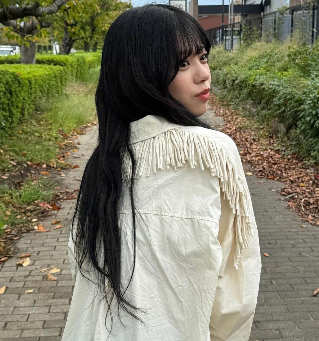 磯村美羽さんのインスタグラム写真 - (磯村美羽Instagram)「カウガールいそむら🤠🦄🩵🩵 おすすめスタバカスタム教えてください」10月9日 16時40分 - miu_isomura