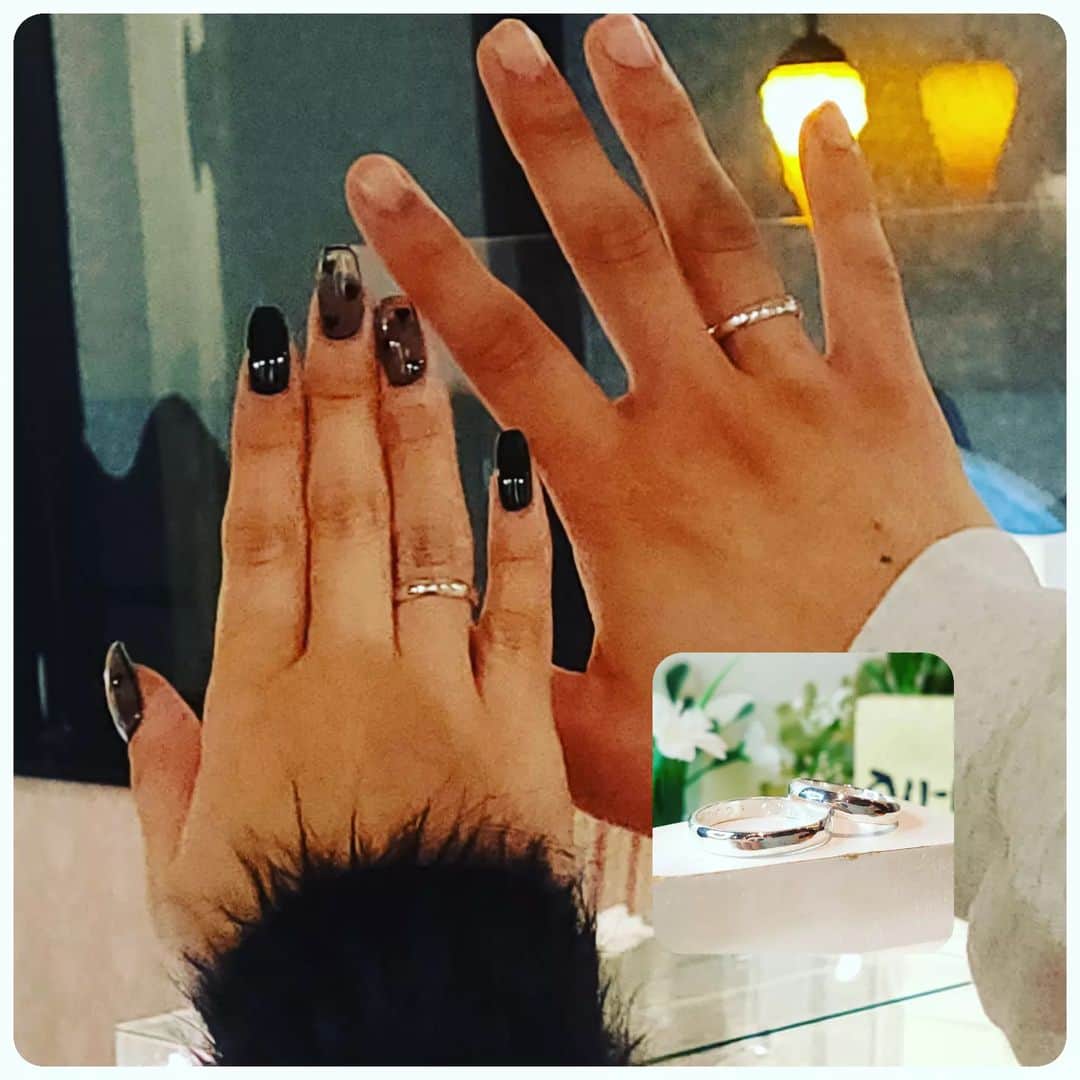 手作り指輪【ジュエリーアウラ】福岡さんのインスタグラム写真 - (手作り指輪【ジュエリーアウラ】福岡Instagram)「デートの前に 手作りペアリング  ✩.*˚フォロミー @jewelry.aura   ふたりで作りあって 身につけて そして、 美味しい食事に 出掛ける。  恋人たちの 時間を 楽しんでくださいね💕  @jewelry.aura」10月9日 17時02分 - jewelry.aura