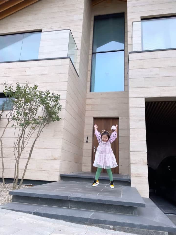 ソ・ヒョリムのインスタグラム：「이모 덕분에 행복했던 조이😍」