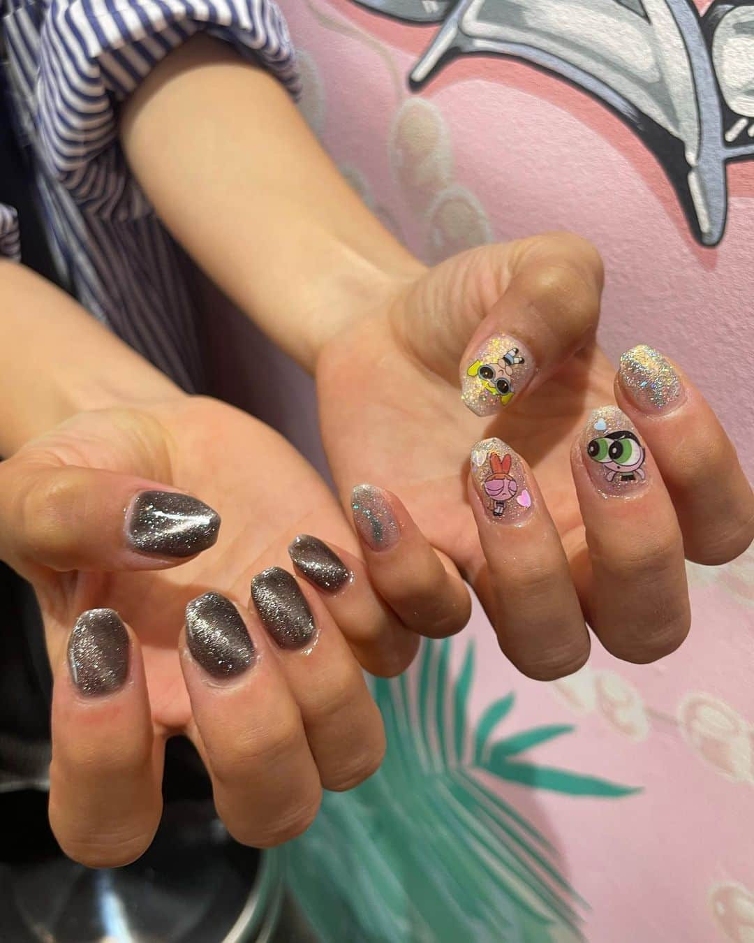 木崎あおいさんのインスタグラム写真 - (木崎あおいInstagram)「_ ネイル可愛くてテンション上がる🫧  #nail #naildesign #newnails #magnetnails  #ネイル #ネイルデザイン #ジェルネイル #トレンドネイル #マグネットネイル #パワーパフガールズネイル」10月9日 17時16分 - aoi_kizaki