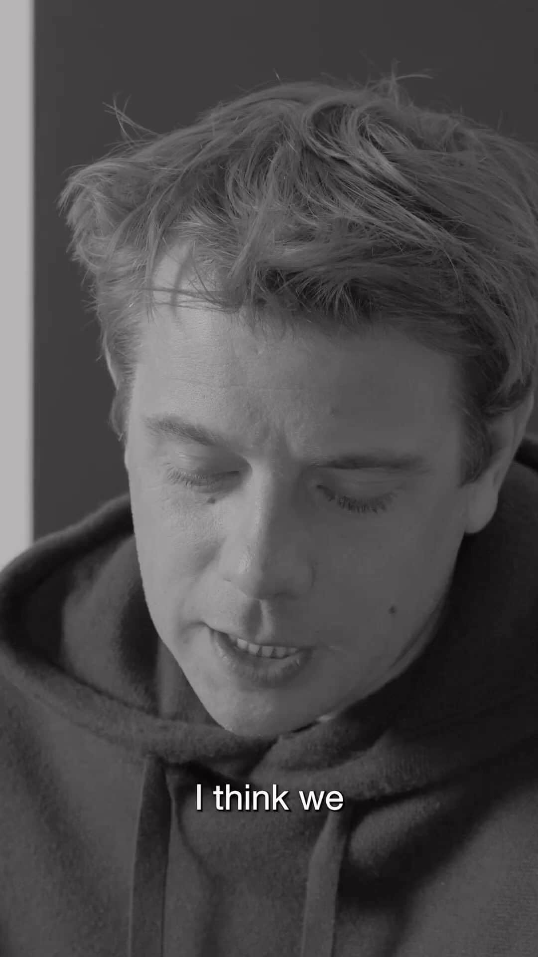 アーペーセーのインスタグラム：「A.P.C. x @jw_anderson Interaction #20   Available worldwide online and in-stores this Thursday October 12th 2023.  #APCParis #JWAnderson」