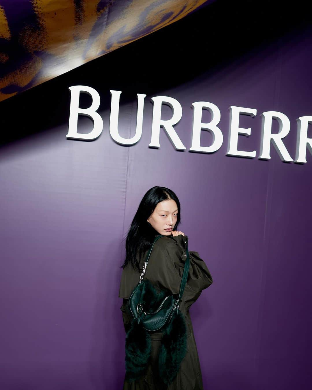 ソラ・チョイさんのインスタグラム写真 - (ソラ・チョイInstagram)「#BurberryStreets 🥀💜」10月9日 8時39分 - sola5532