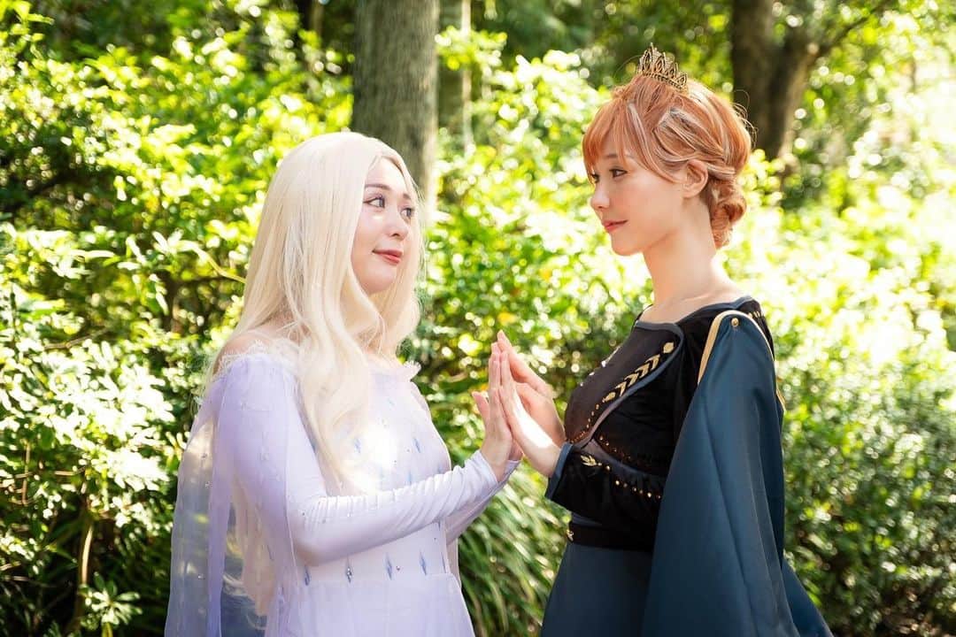 のインスタグラム：「An act of true love will thaw a frozen heart❄️  #disney #disneyland #dハロ仮装」