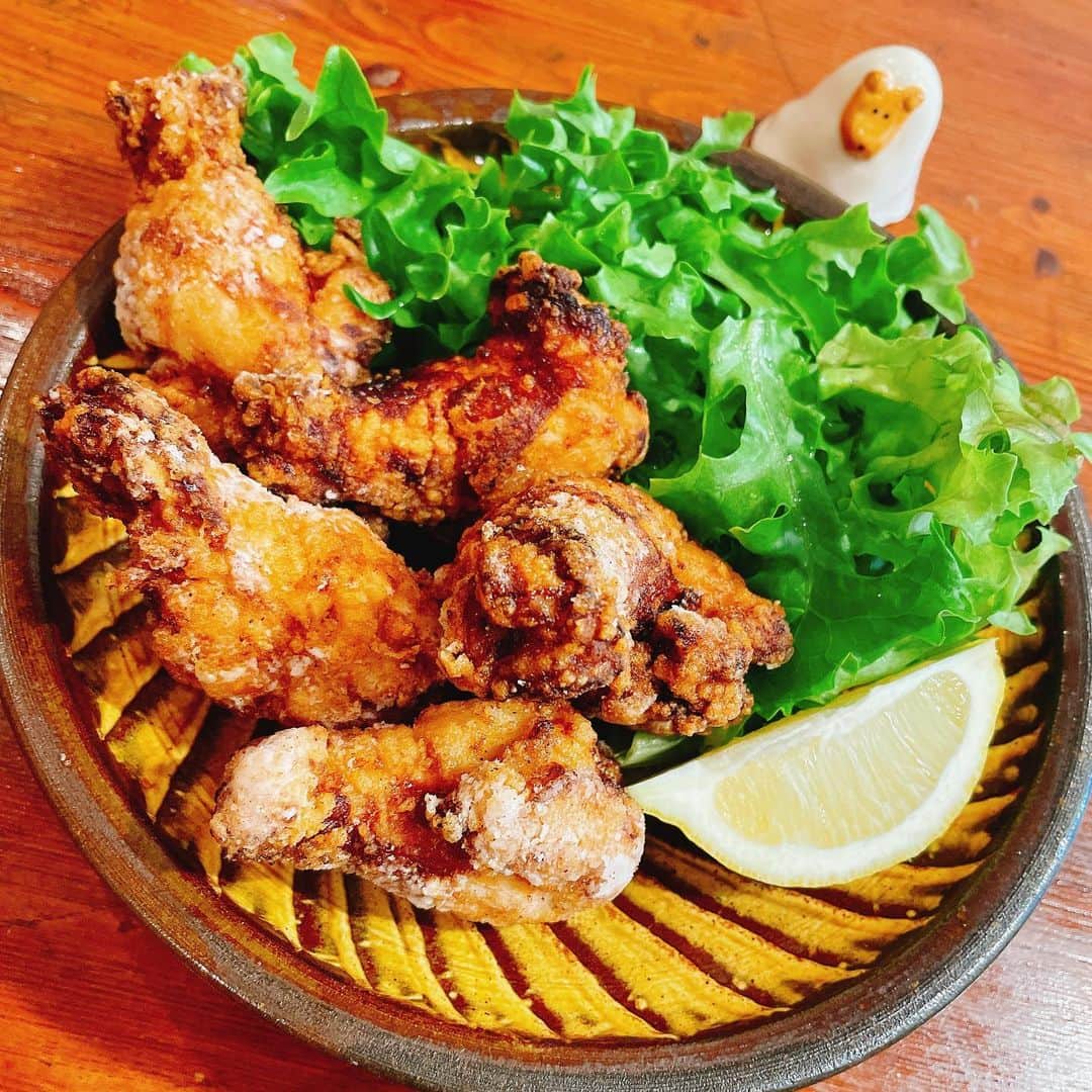 谷口菜津子さんのインスタグラム写真 - (谷口菜津子Instagram)「最近の夕飯  秋になって煮物を作りたくなる。 あとスーパーに行くとナスをなんとなく買ってしまう。」10月9日 9時27分 - nco0707