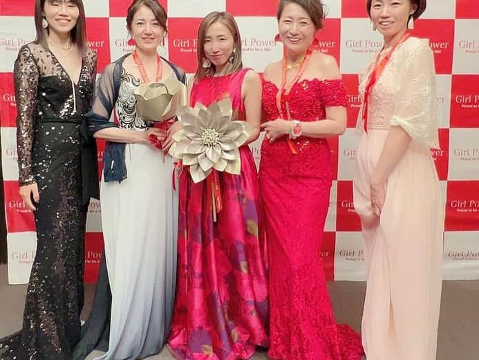 勝恵子さんのインスタグラム写真 - (勝恵子Instagram)「Girl Powerチャリティパーティー2023、 皆様のおかげで素晴らしい会となり、無事終えることができました。 ありがとうございました。 南インド・タミルナドゥの少女たちへの衛生教育524人の支援をさせていただきます。  10年前に発足したガールパワーは、新理事2名も加わりました。今後ともご支援の程よろしくお願いいたします。  様々な形で皆様と繋がり、繋がりが広がっています。 運営関係者の皆様、 ご協賛くださった企業の皆様、お忙しい中ご参加くださいました皆様、 心より感謝をこめて。ありがとうございました。 今後とも、どうぞ宜しくお願い申し上げます。  #girlpower #girlpowercharity2023 #池内ひろ美 #勝恵子」10月9日 10時18分 - keiko.katsu