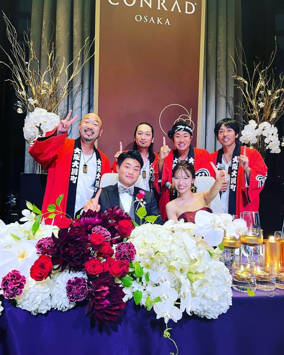 金村義明さんのインスタグラム写真 - (金村義明Instagram)「素晴らしい結婚式でした！ 1番の盛り上がりは、ETキングの登場！ 笑いあり涙あり、最高でした！ 二次会も膨張先生の誕生日会 ホテルのバーからは、もう出て行ってくれと言われるまで盛り上がりました！」10月9日 10時31分 - yoshiaki_kanemura