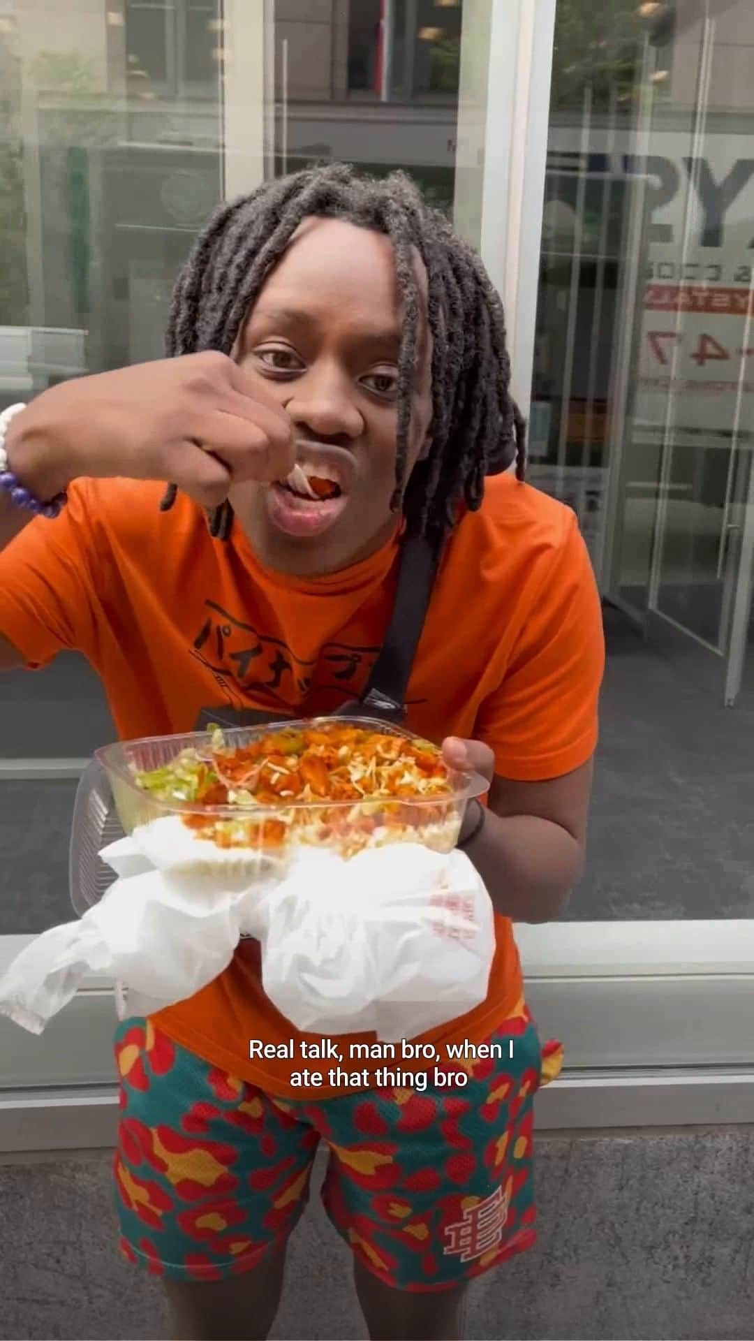 YouTubeのインスタグラム：「new york street food, meet @10kmartin」
