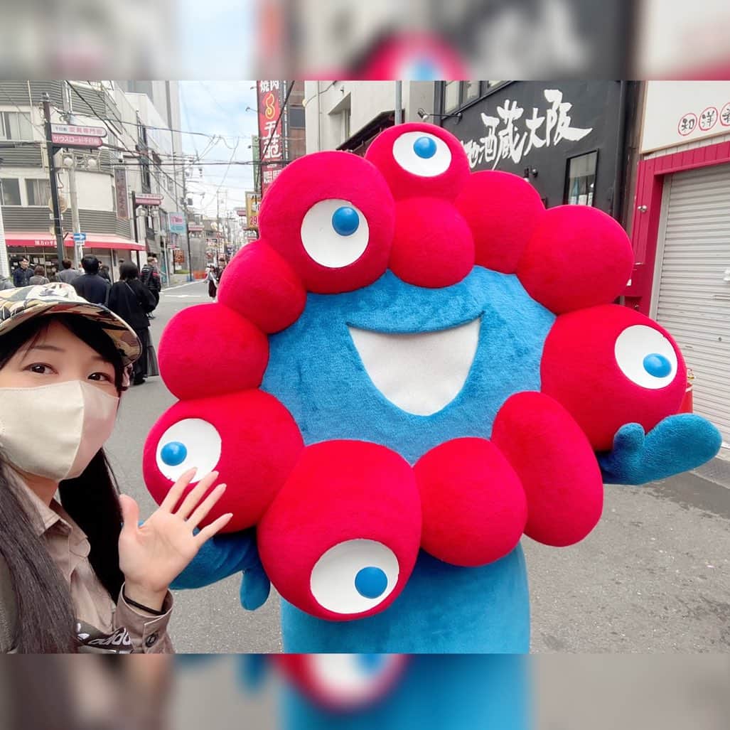 田中香子さんのインスタグラム写真 - (田中香子Instagram)「有名人に会った。  #大阪 #いのちの輝きくん  #ミャクミャク 様」10月9日 11時41分 - soo.yt