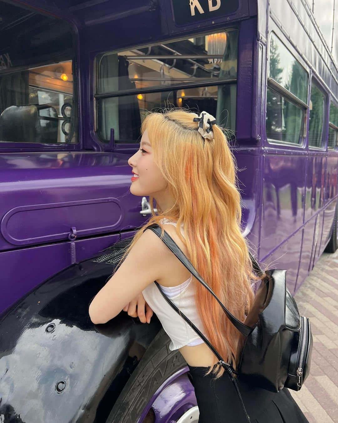 STAYCさんのインスタグラム写真 - (STAYCInstagram)「Wingardium Leviosa😈 내 마법에 빠져볼래?💜  #STAYC #스테이씨 #Sieun #시은」10月9日 17時40分 - stayc_highup