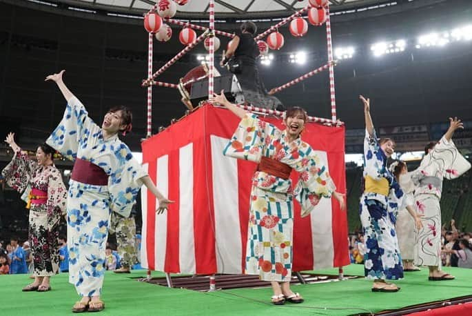 ブルーレジェンズのインスタグラム：「リクエストをいただいた『ライオンズ夏祭り2023』の写真と動画を公開👘💕 どこよりも熱い夏祭りを皆さんと楽しみました🪭  この夏は和太鼓・よさこいにも挑戦して、bluelegendsのパフォーマンスの幅がさらに広がりました😊  これからも皆さまに楽しんでいただける様、様々なジャンル・エンタメに挑戦していきます♬  #bluelegends #seibulions #埼玉西武ライオンズ」