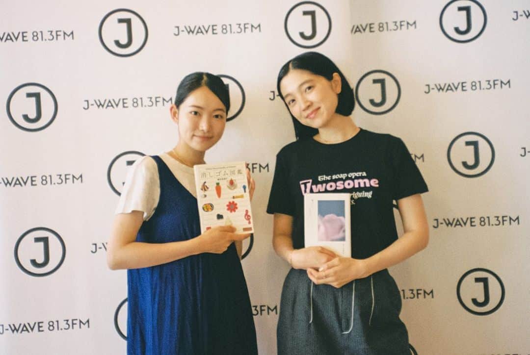 小川紗良さんのインスタグラム写真 - (小川紗良Instagram)「ゲストとのフィルムシリーズ📸  #工藤遥 さん #奥山大史 さん #吉澤嘉代子 さん #小谷実由 さん #ハナコ秋山 さん #nozman さん、Sakiさん #飯塚彩子 さん #荒井良二 さん #大石貴子 さん #川上アチカ さん  #film #filmphotography #radio #guest #jwave #sky813 #ラジオ #ゲスト」10月9日 12時47分 - iam_ogawasara