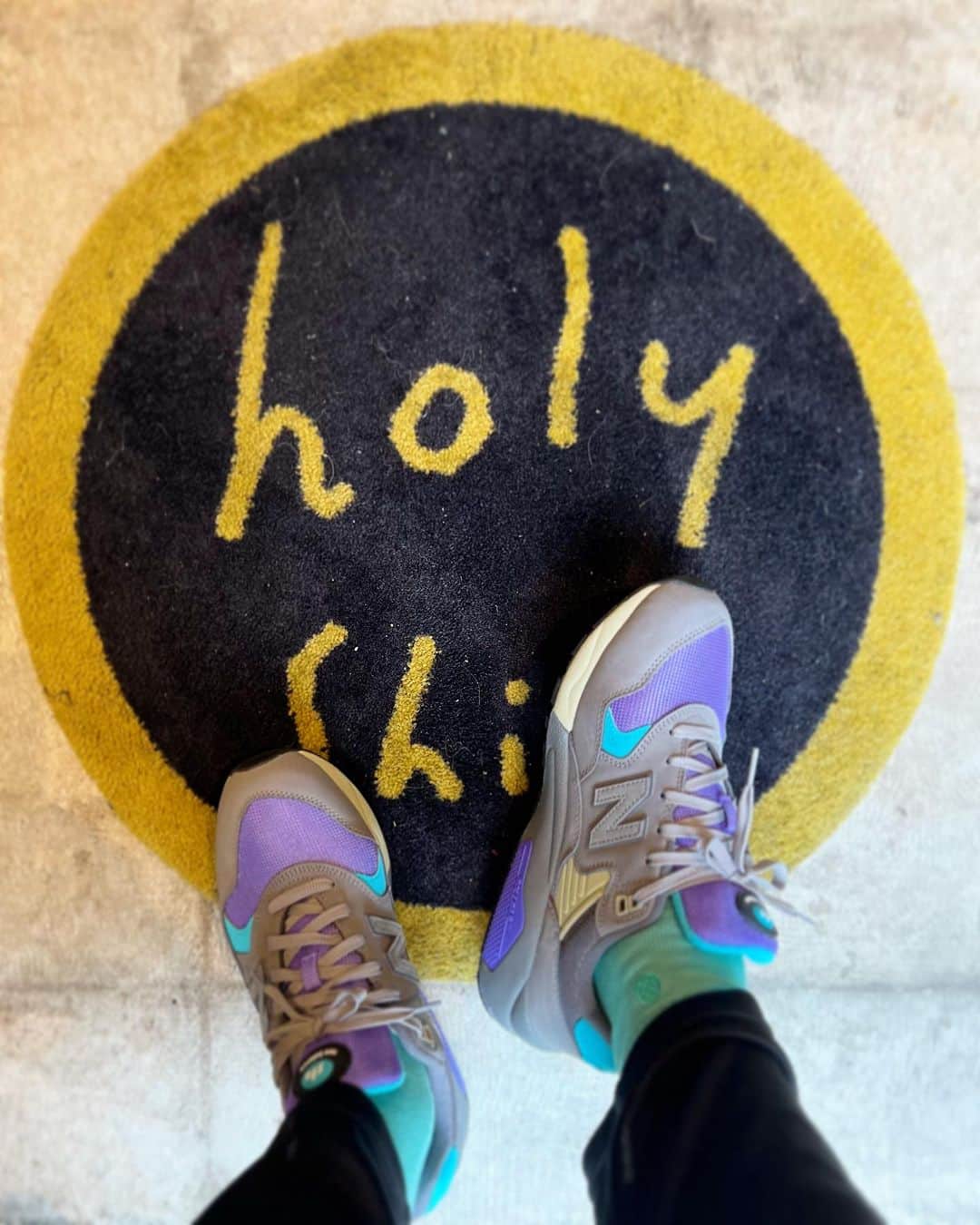宇野薫のインスタグラム：「今日の UNO☆KICKS  #newbalance #newbalance580  #ニューバランス #ニューバランス580 #スタンスソックス」