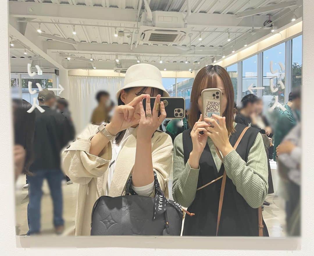山下聖良のインスタグラム：「いい人症状が出ちゃったから診察されてきた🩺  #いい人すぎるよ展  #やだなー展 #神宮前#原宿 #展示会  いるいる〜！あるある〜！の共感だらけで 笑いながらゆったり楽しめる空間でした💐」