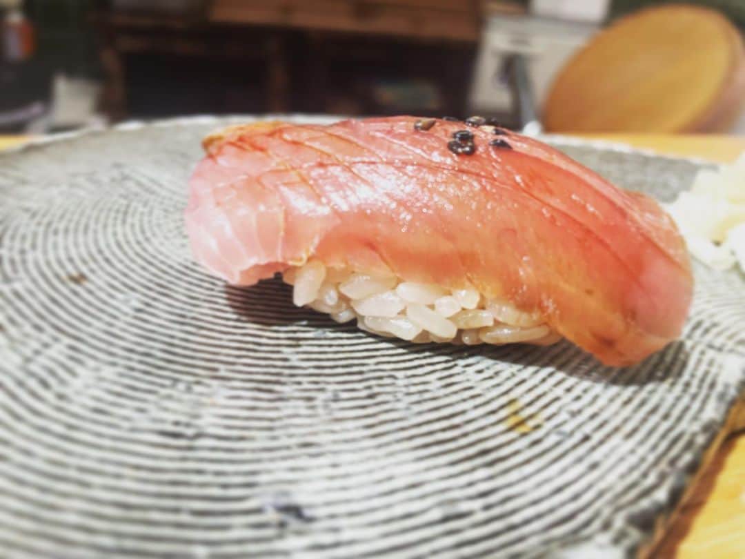 宮田麺児のインスタグラム：「美味しい　お寿司。  #お寿司」