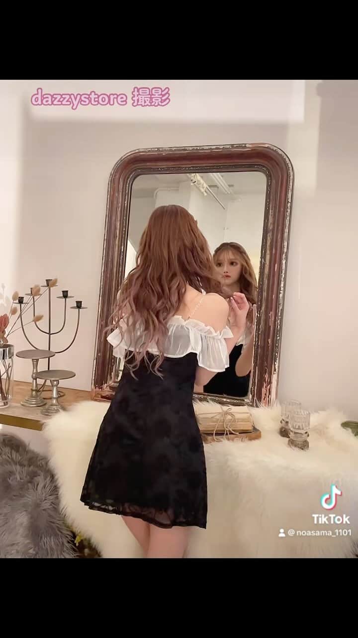 のインスタグラム：「@dazzy_official 撮影🤍🤍🤍」